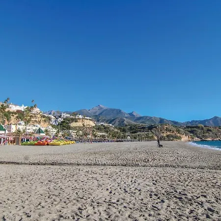 Holiday Urb. Balcon De Punta Lara Nerja